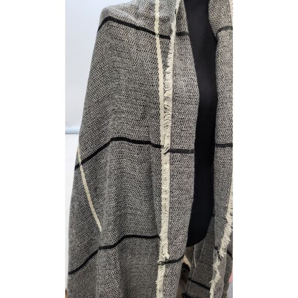 Mixit Oblong Scarf Woman One Size Color Black Windowpane - Picture 6 of 7